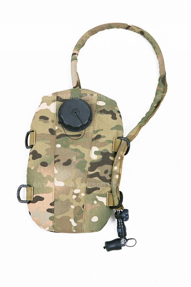 Pantac Molle 1.75L Hydration Pouch (Crye Precision Multicam, Cordura)